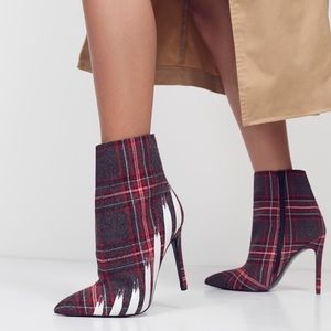 Aldo plaid ankle boot NWOT SZ8.5